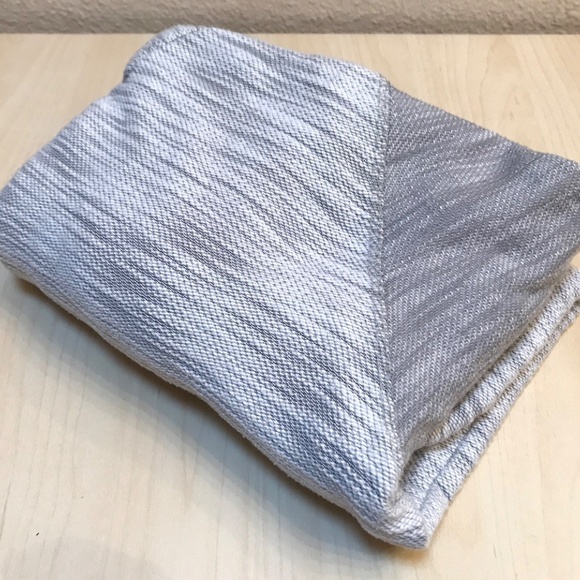 Free Planet Hoodie. Heather Grays.  Raglan Sleeve. Adult Small. NWOT. - Picture 12 of 12